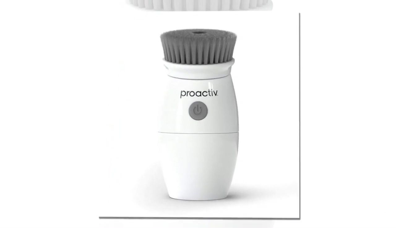 Highlighting the ergonomic design and angled head.