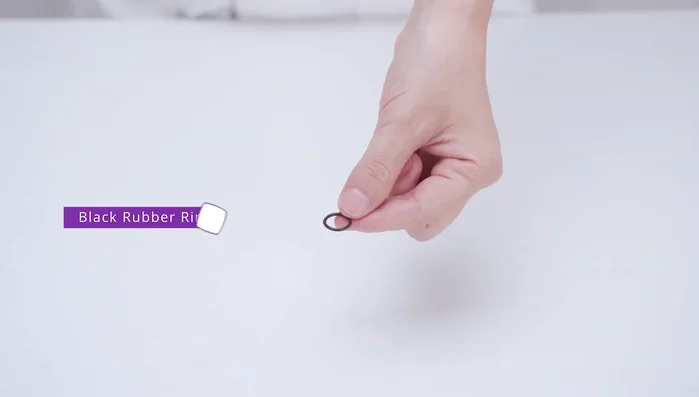 Place three diamond tips and the handle holder on the machine. Ensure the outlet is on the left and the inlet is on the right.