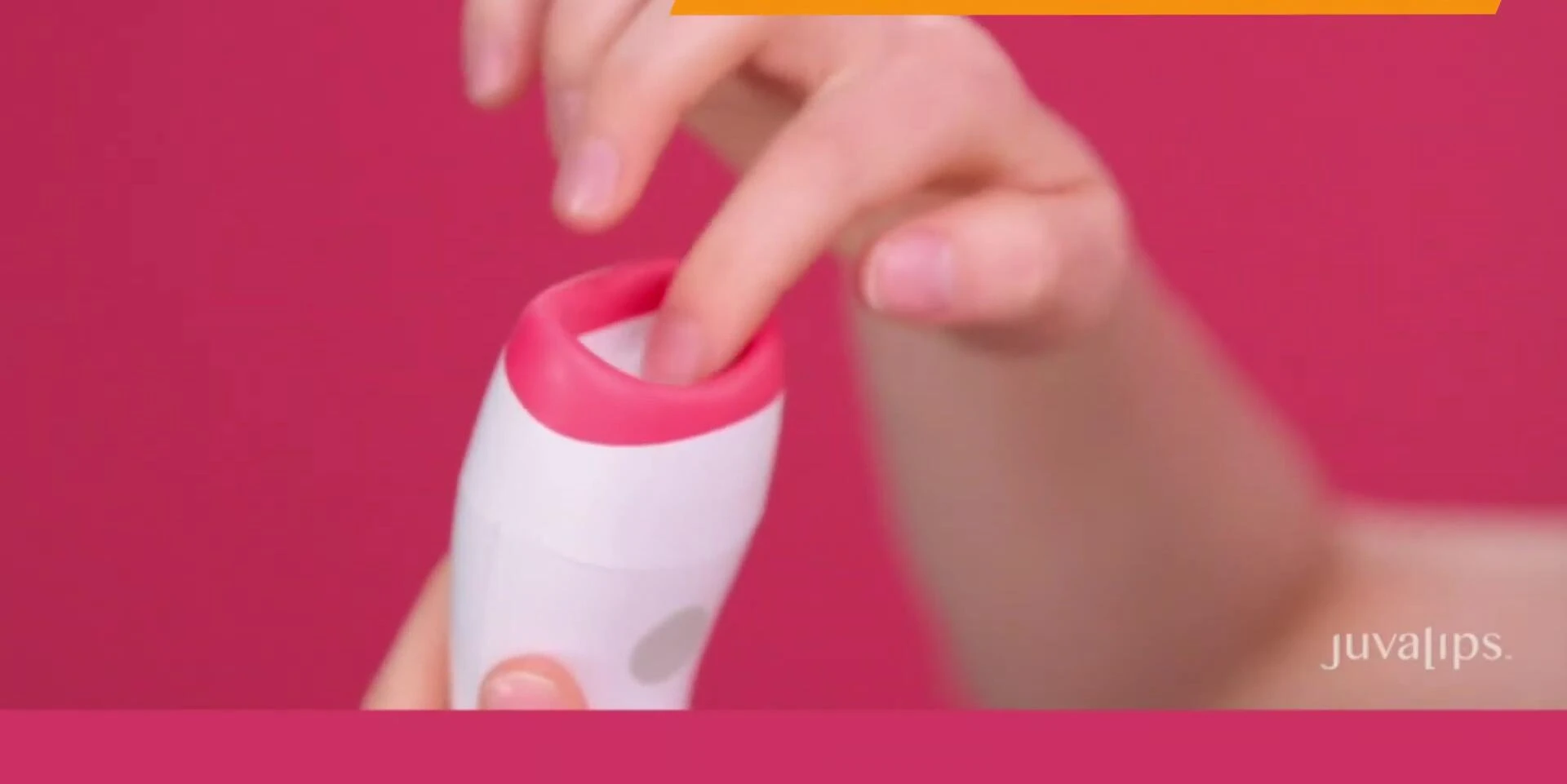 Close-up of the Juvelips mouthpiece and felt pad.