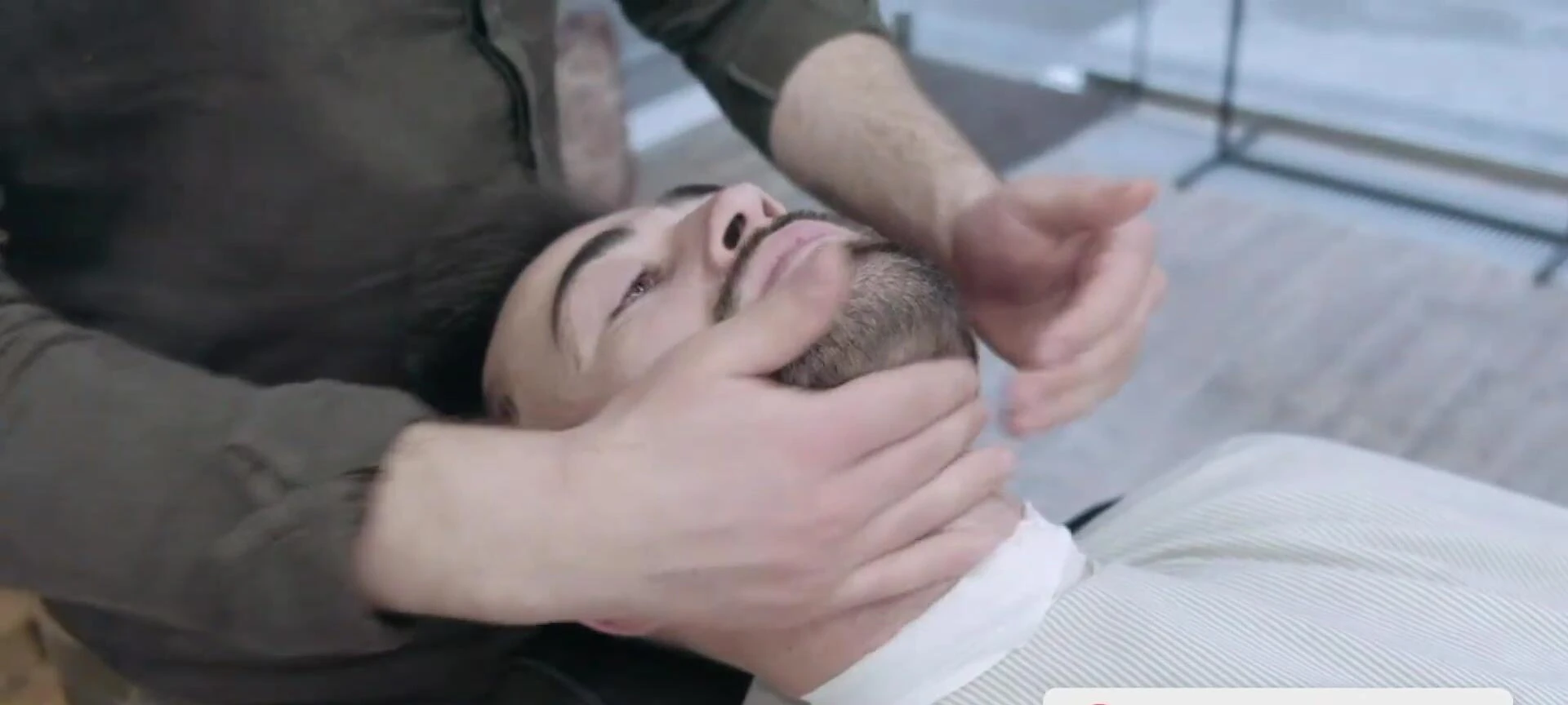 Close-up of the Panasonic steamer in use
