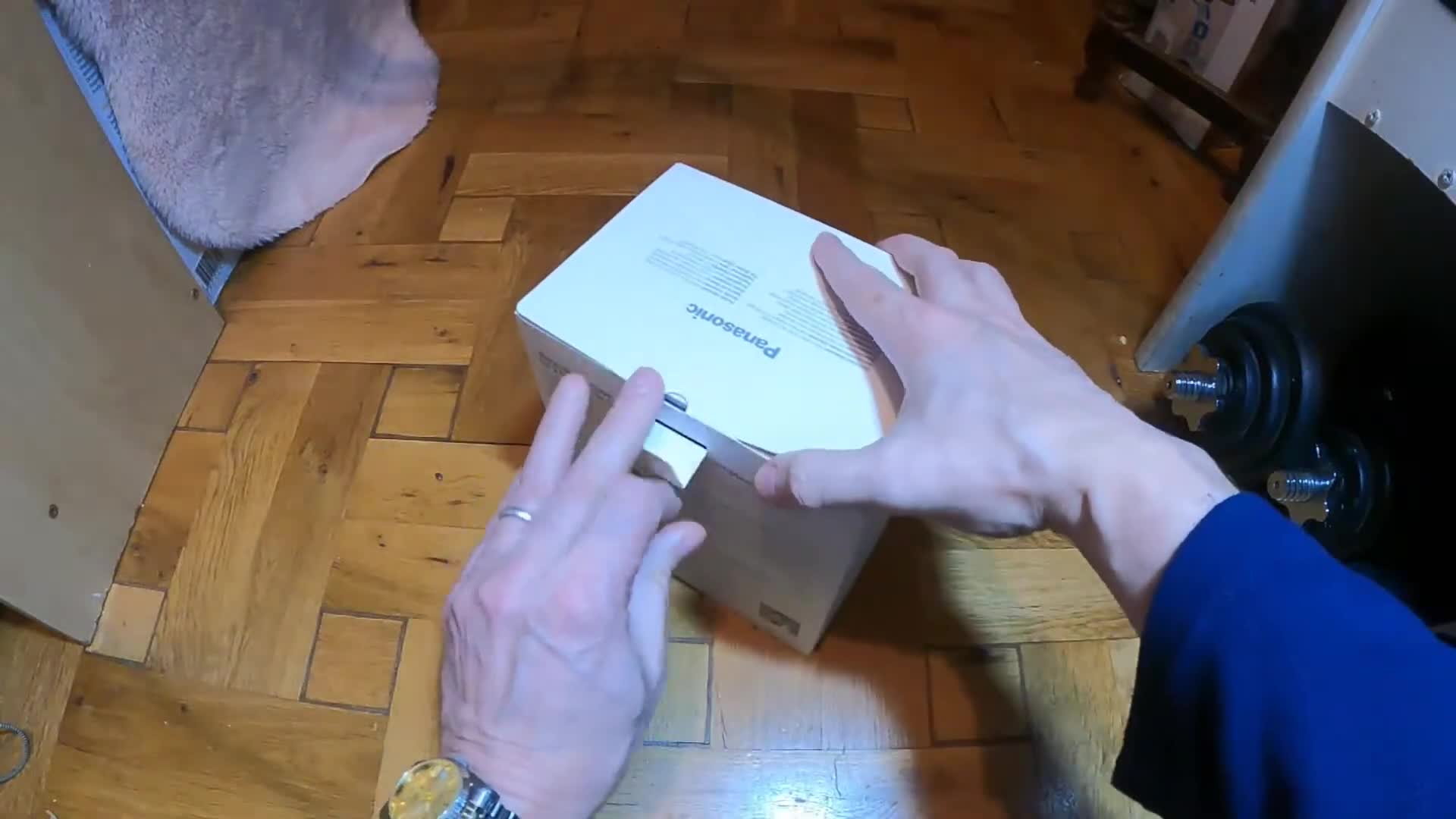 Unboxing the Panasonic EH-XS01 Facial Steamer
