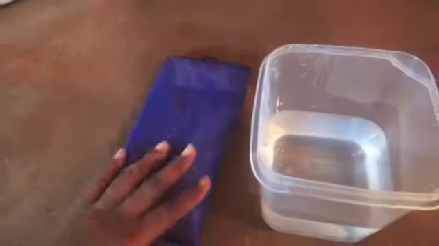 Instructions for freezing the eye mask