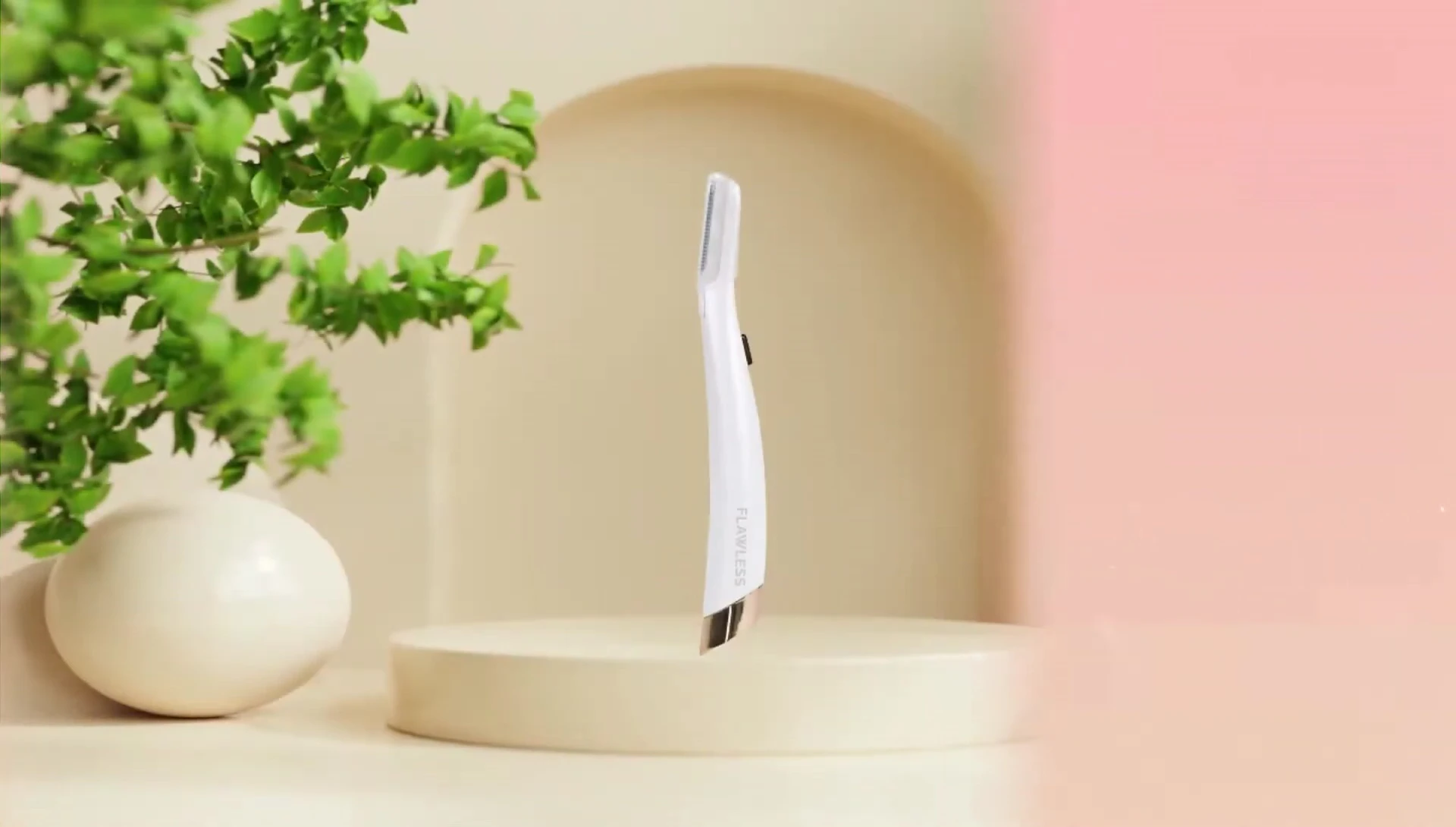 The Finishing Touch Flawless Dermaplane Glow