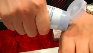 Skin Hydration Check with Smart Sensor: Achieve Optimal Moisture Levels